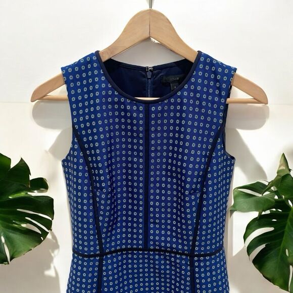 ๐ J. Crew Paneled Sheath Dress in Navy Blue Foulard Print - Picture 5 of 11